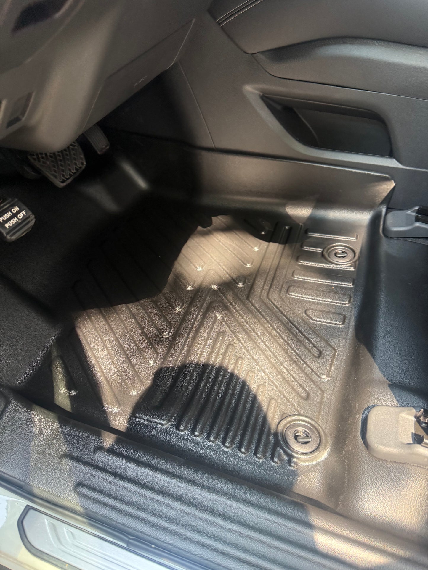 2015-2024 Nissan Murano 5D Floor Mats Driver Seat