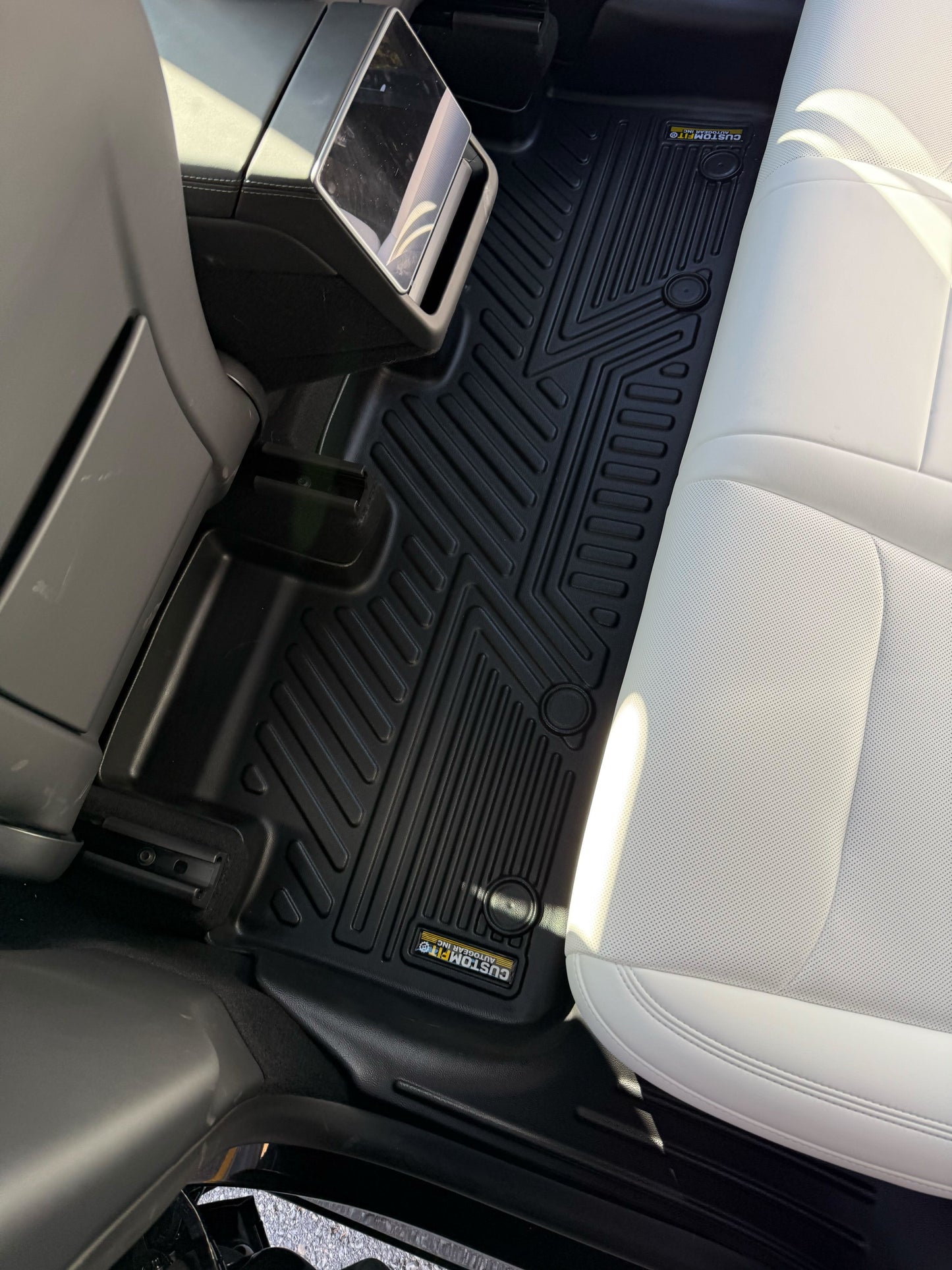 2020-2024 Tesla Model Y 5-Seater Second Row Floor Mat