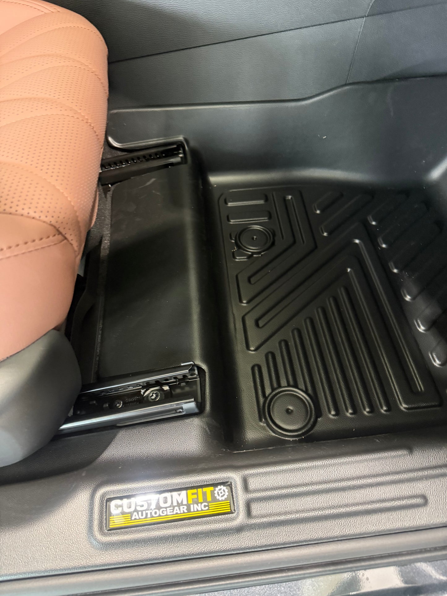 Tapis de sol toutes saisons 5D TPE pour Mitsubishi Outlander 2024