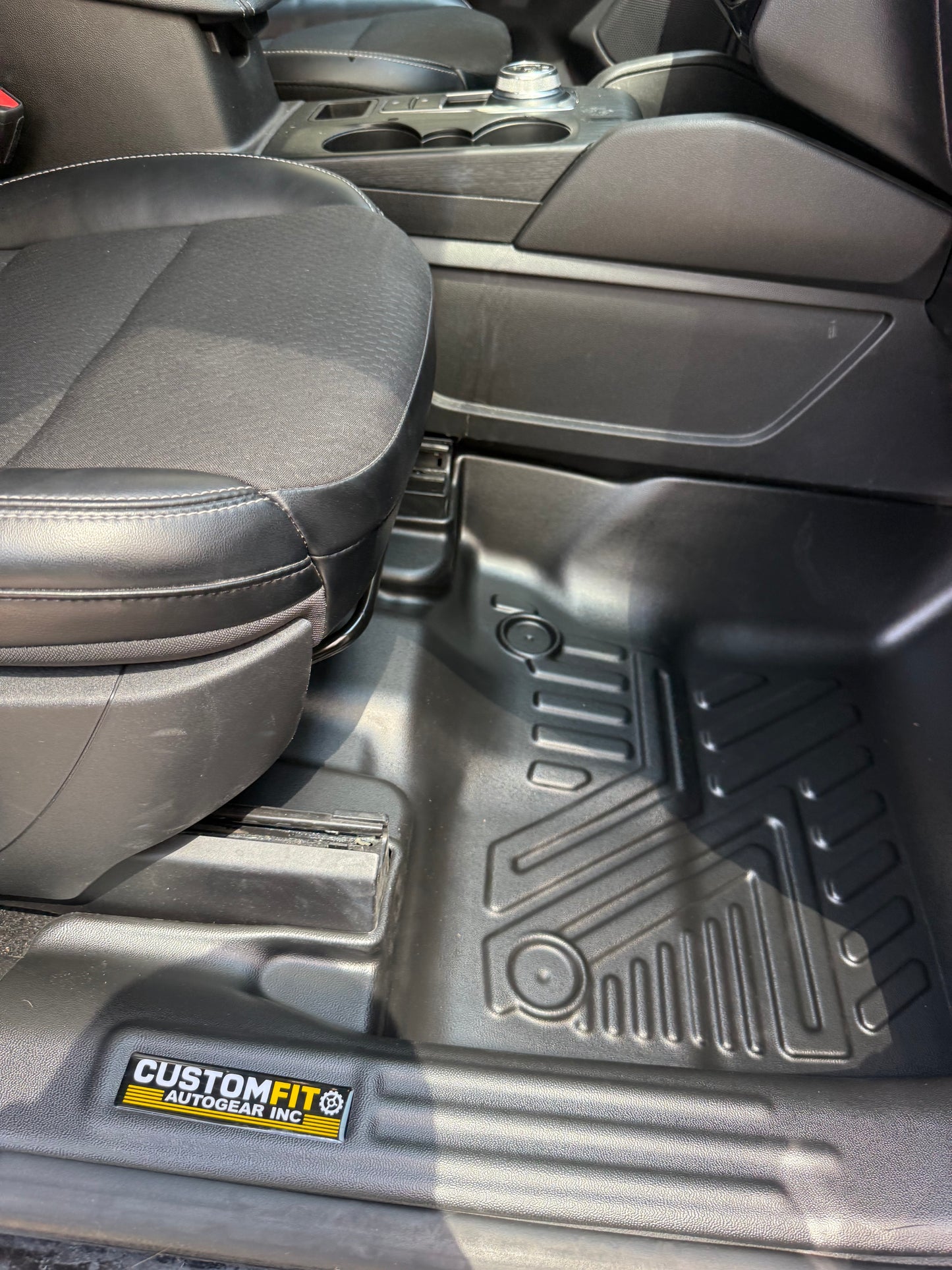 2023-2025 Ford Escape Plug-in Hybrid 5D Floor Mats Passenger Side