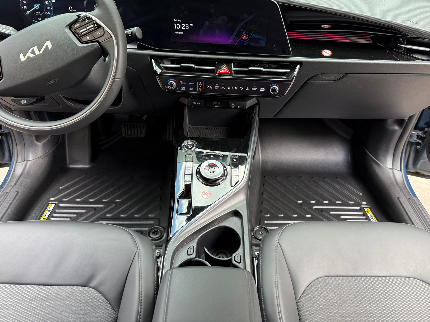 2023-2025 Kia Niro EV First Row Closer View