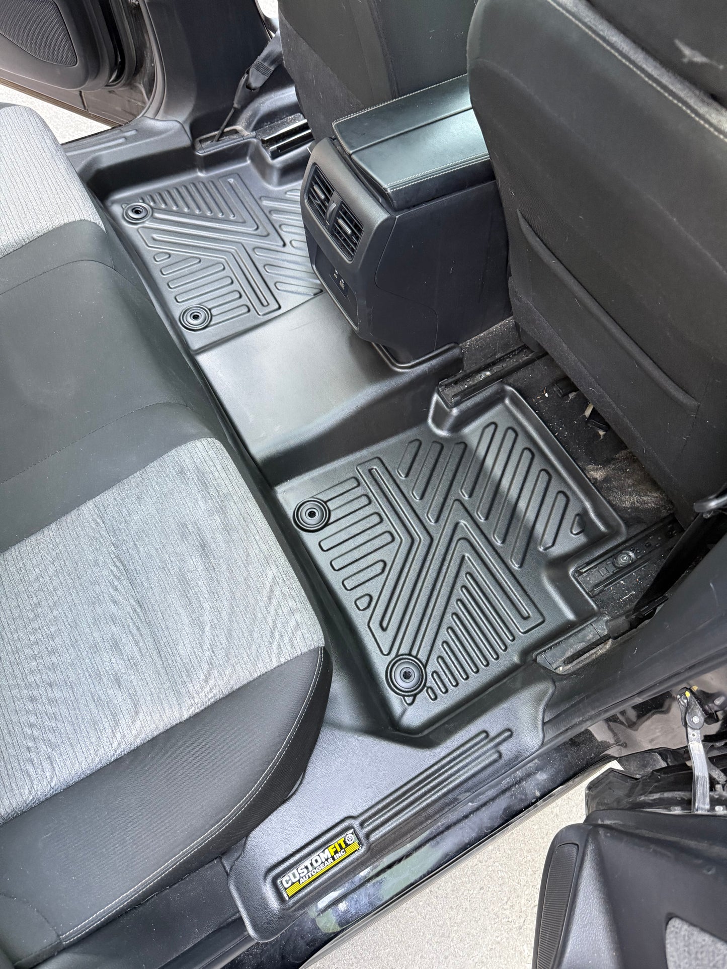 2023-2026 Nissan Rogue 5D Floor Mats