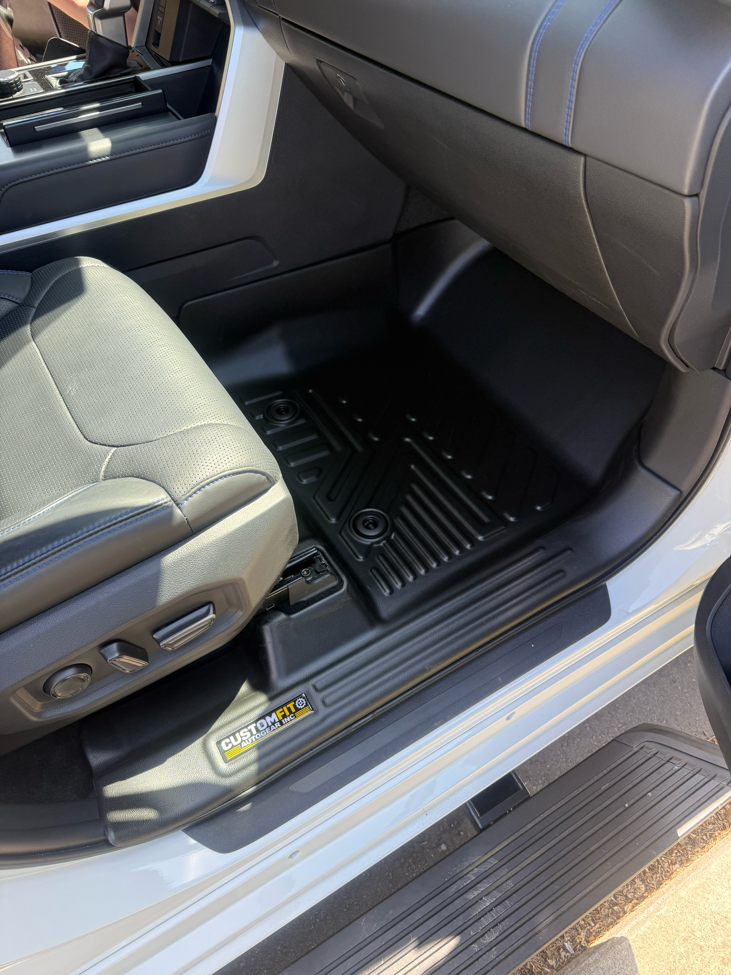 Tapis de sol toutes saisons 5D TPE pour Toyota Tundra Crew Max 2024