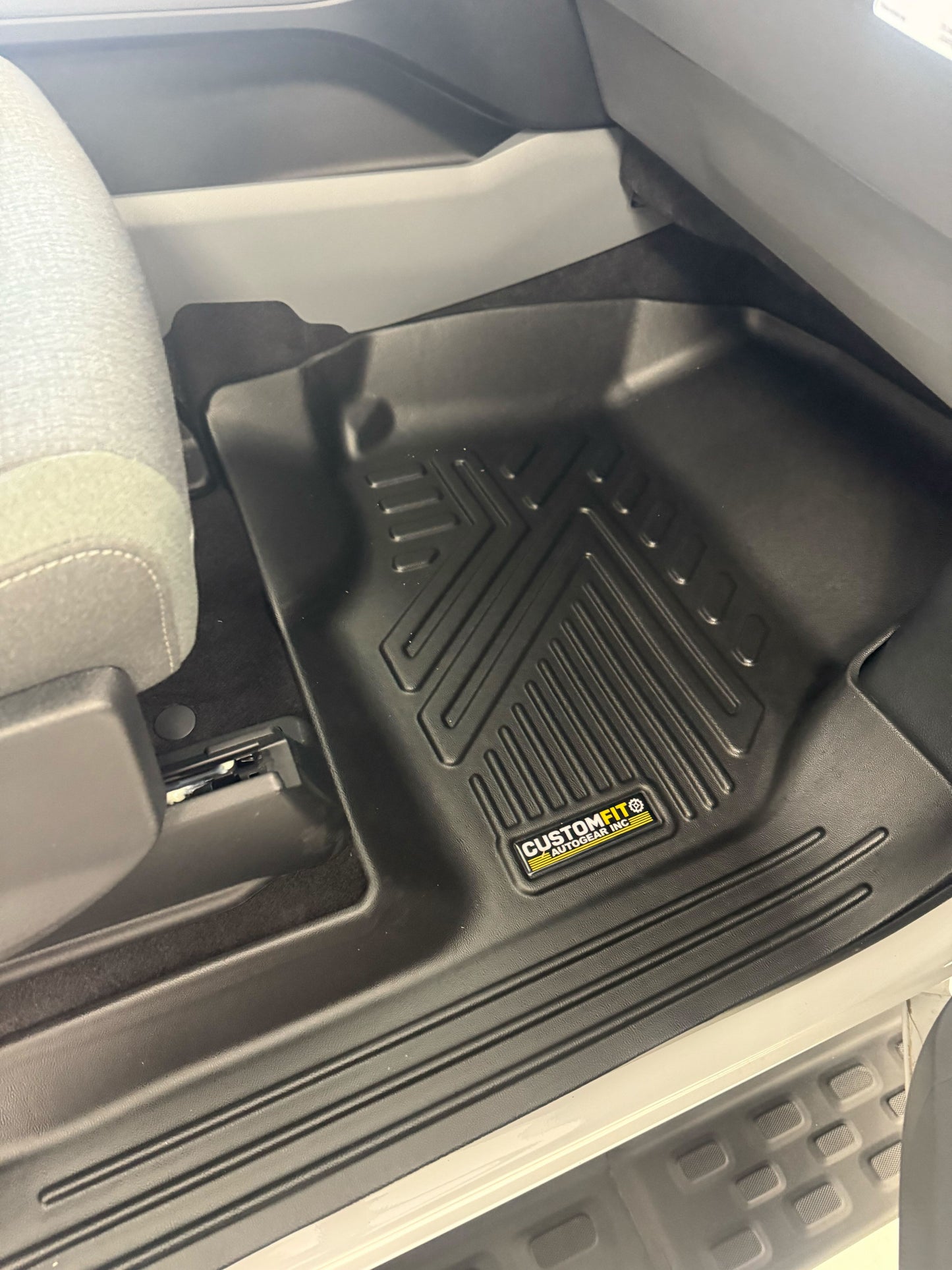 2021-2025 Ford F-150 SuperCrew WithOut Fold Out Storage 5D Floor Mats