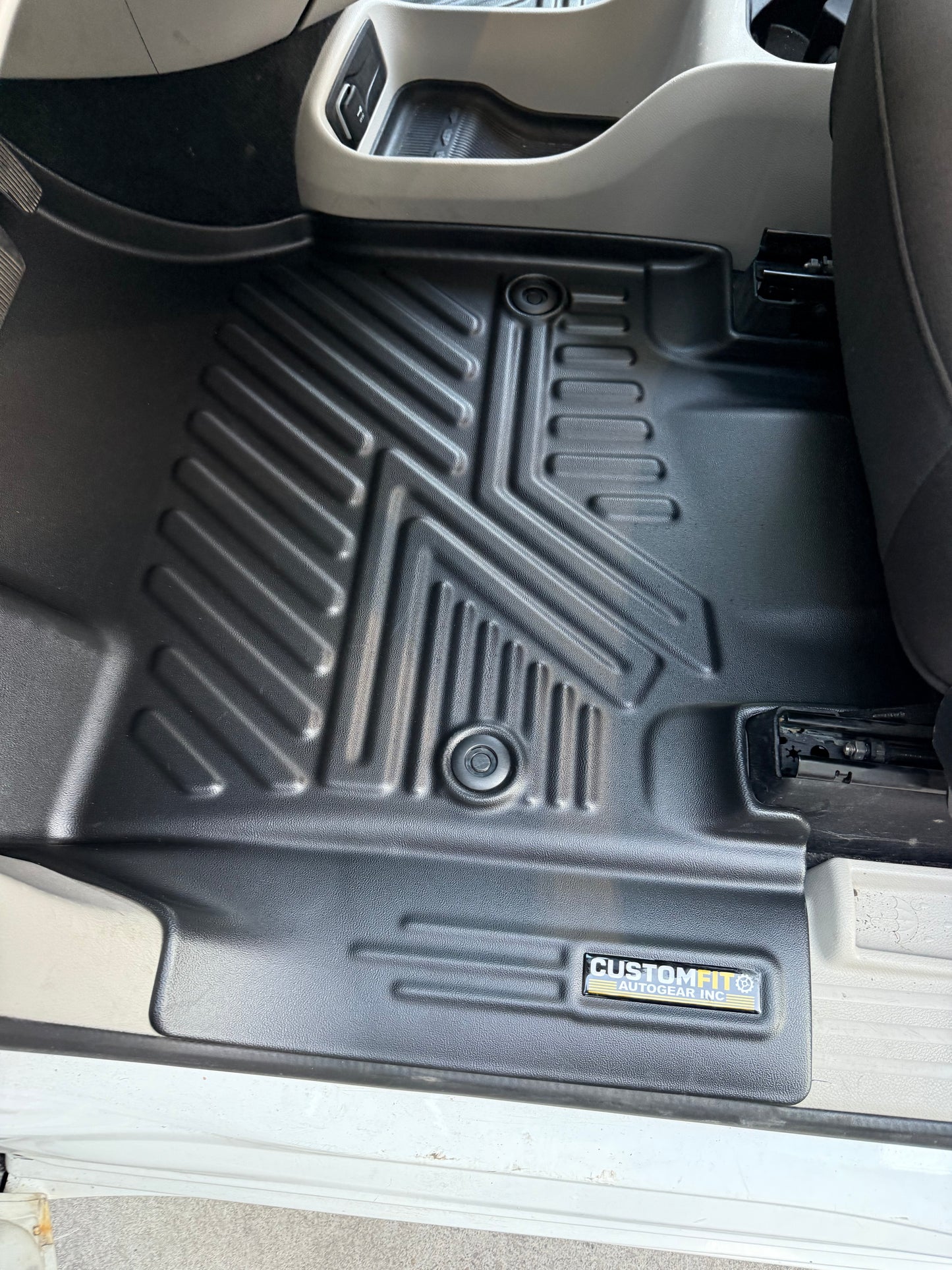 Tapis de sol toutes saisons 5D TPE pour Chrysler Pacifica Touring L 2024 (7 places)