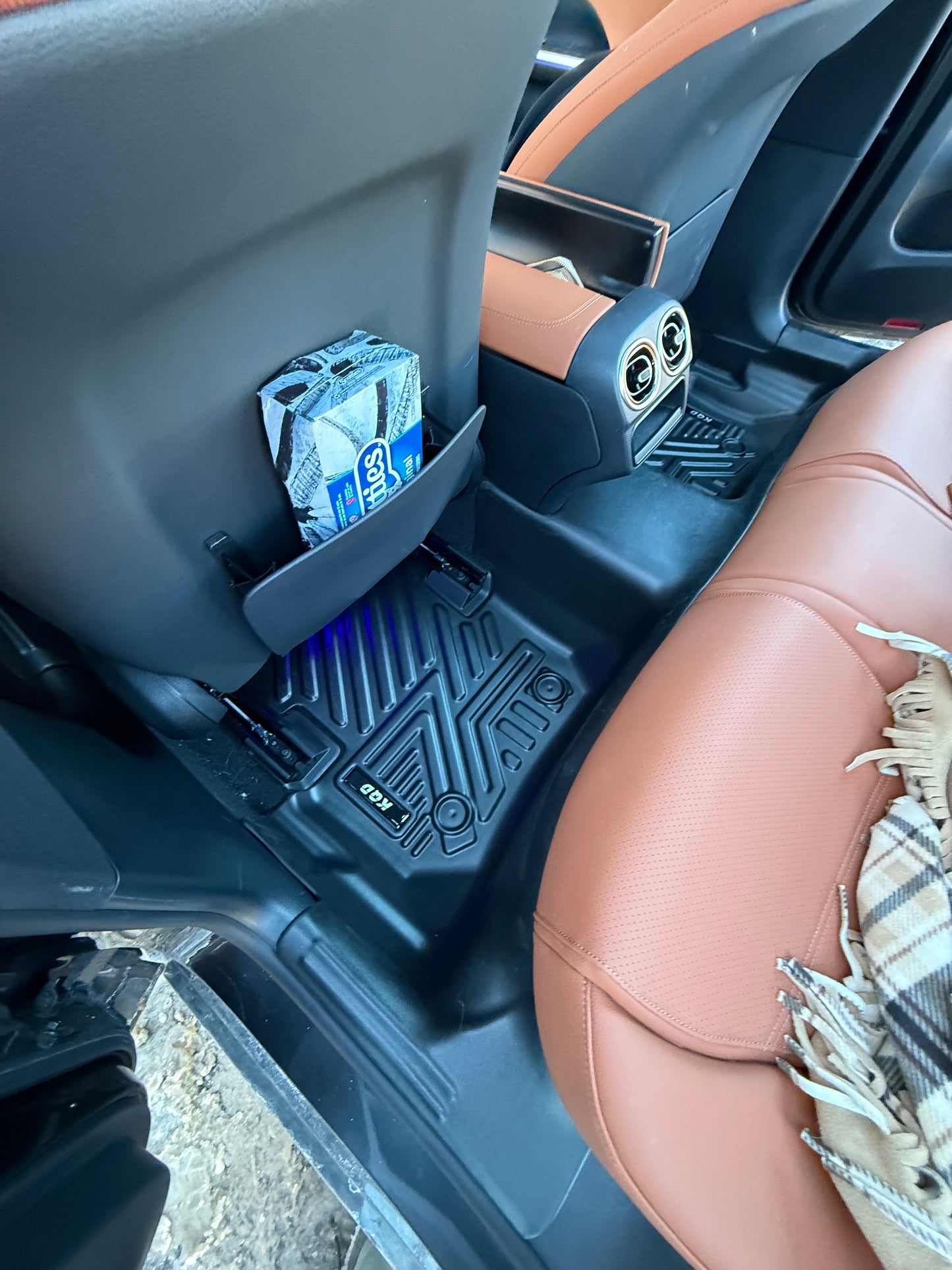 2022-2026 Mercedes Benz C Class Sedan 5D Floor Mats