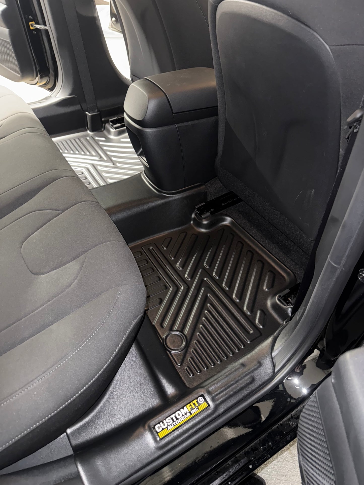 2021-2025 Hyundai Elantra Sedan 5D Floor Mats Second Row