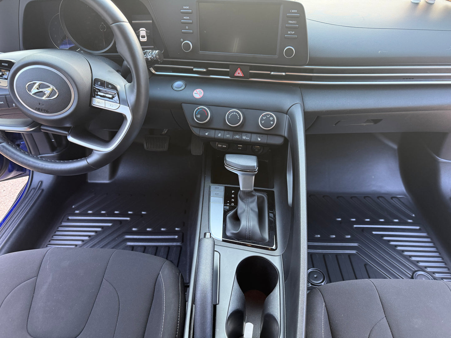 2021-2025 Hyundai Elantra Sedan 5D Floor Mats