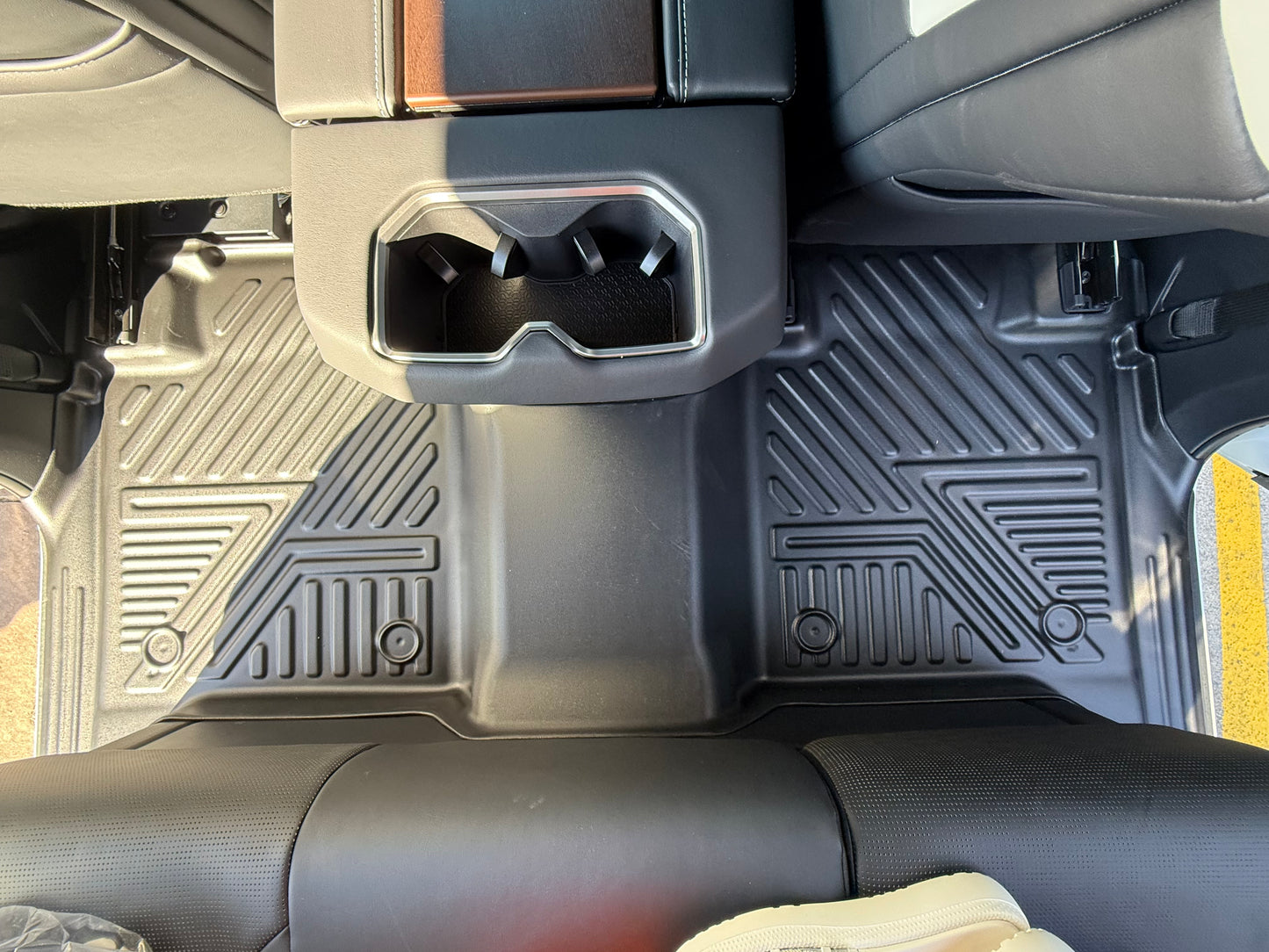 Tapis de sol toutes saisons 5D TPE pour Toyota Tundra Crew Max 2024