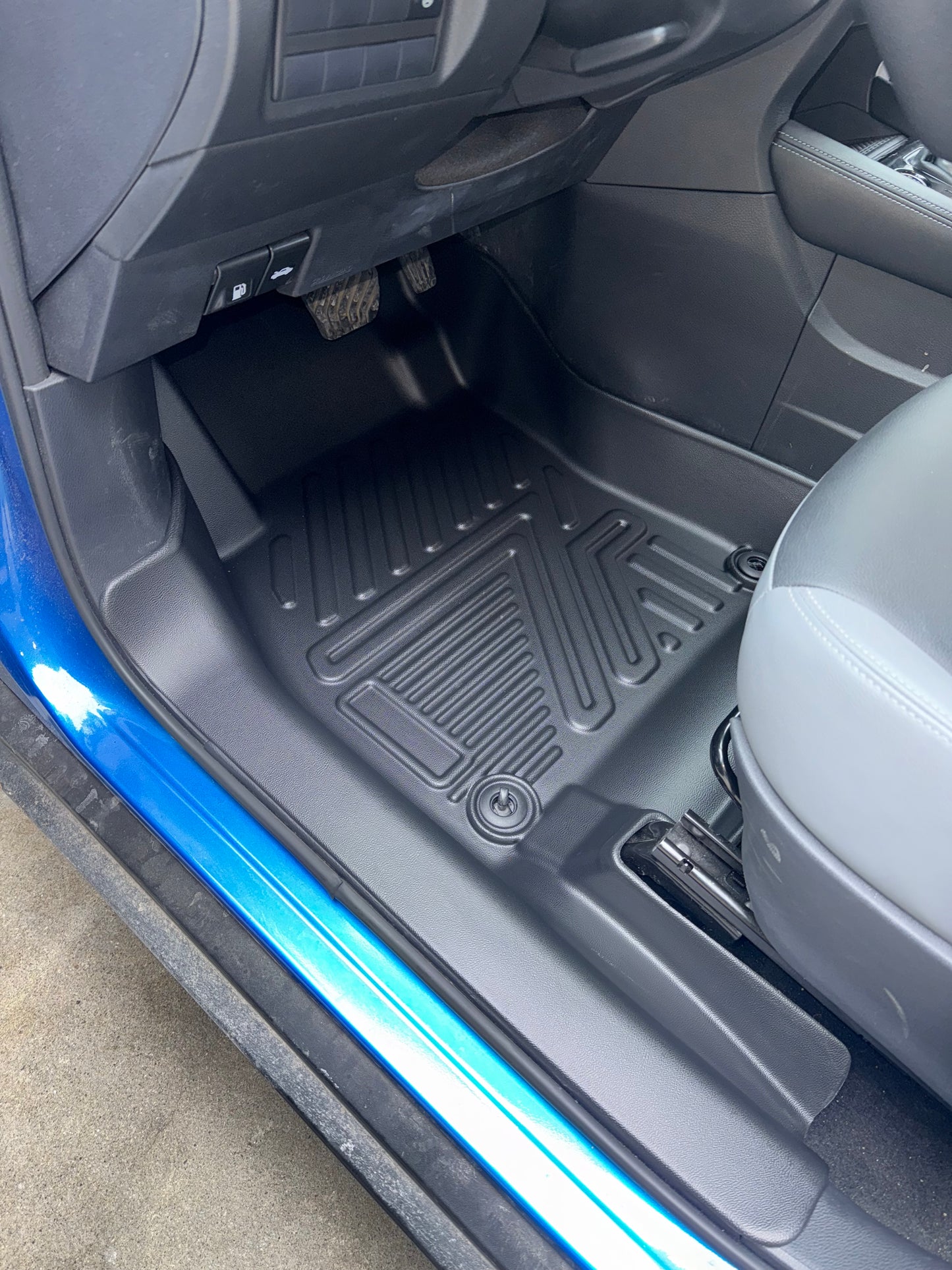 2018-2024 Nissan Kicks 5D Floor Mats