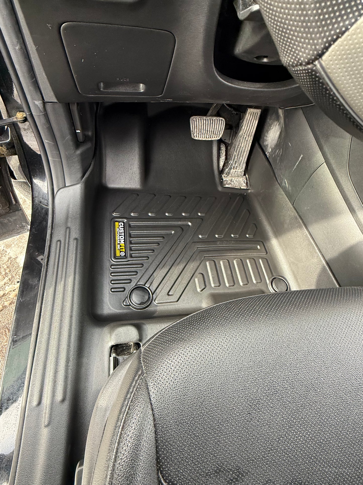 2022-2026 Hyundai Santa Cruz 5D Floor Mats