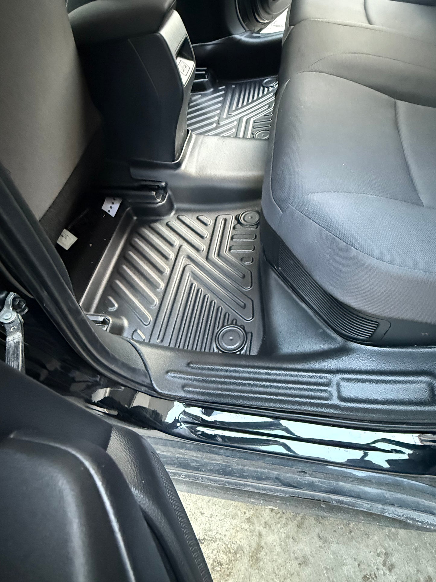 2020-2026 Toyota Corolla Sedan Hybrid 5D Floor Mats