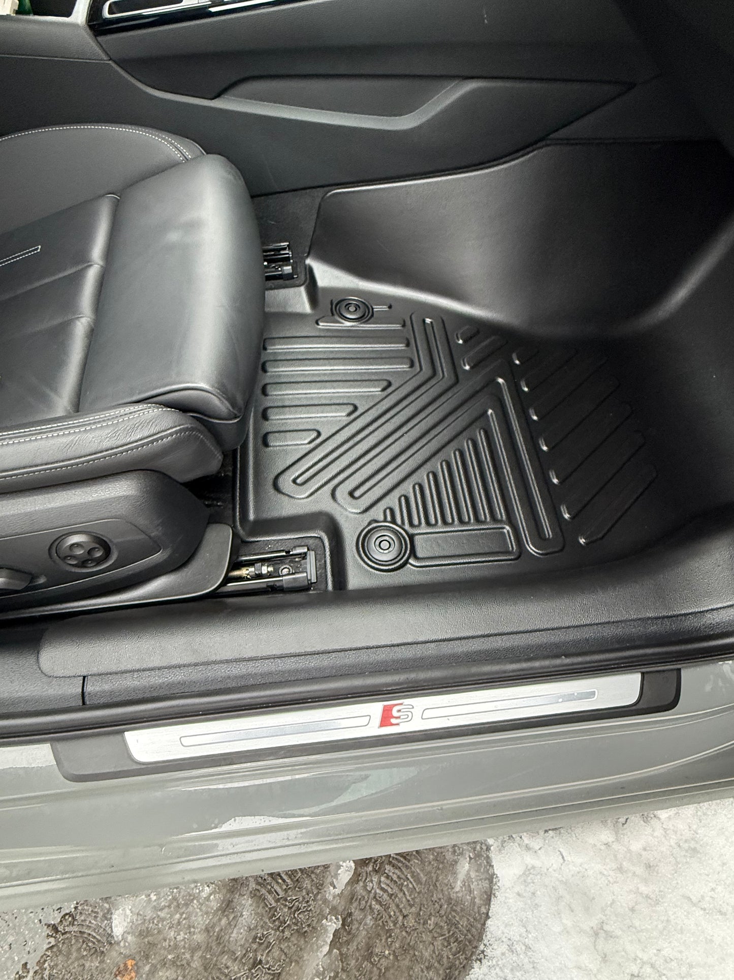 2017-2025 Audi A4 5D Floor Mats