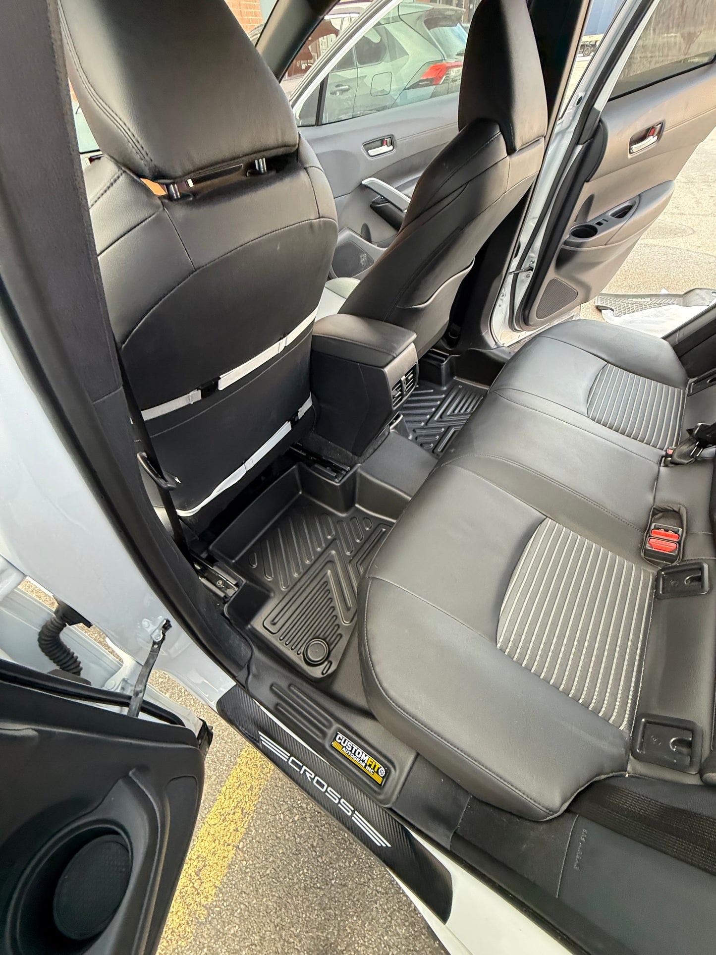 2022-2026 Toyota Corolla Cross FWD Gas Model 5D Floor Mats