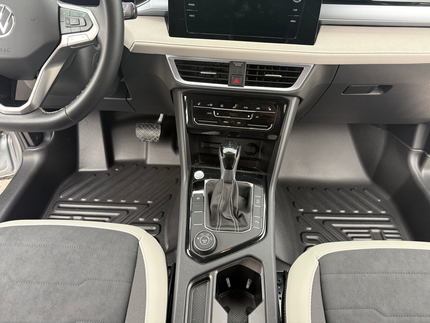 2022-2026 Volkswagen Taos 5D Floor Mats